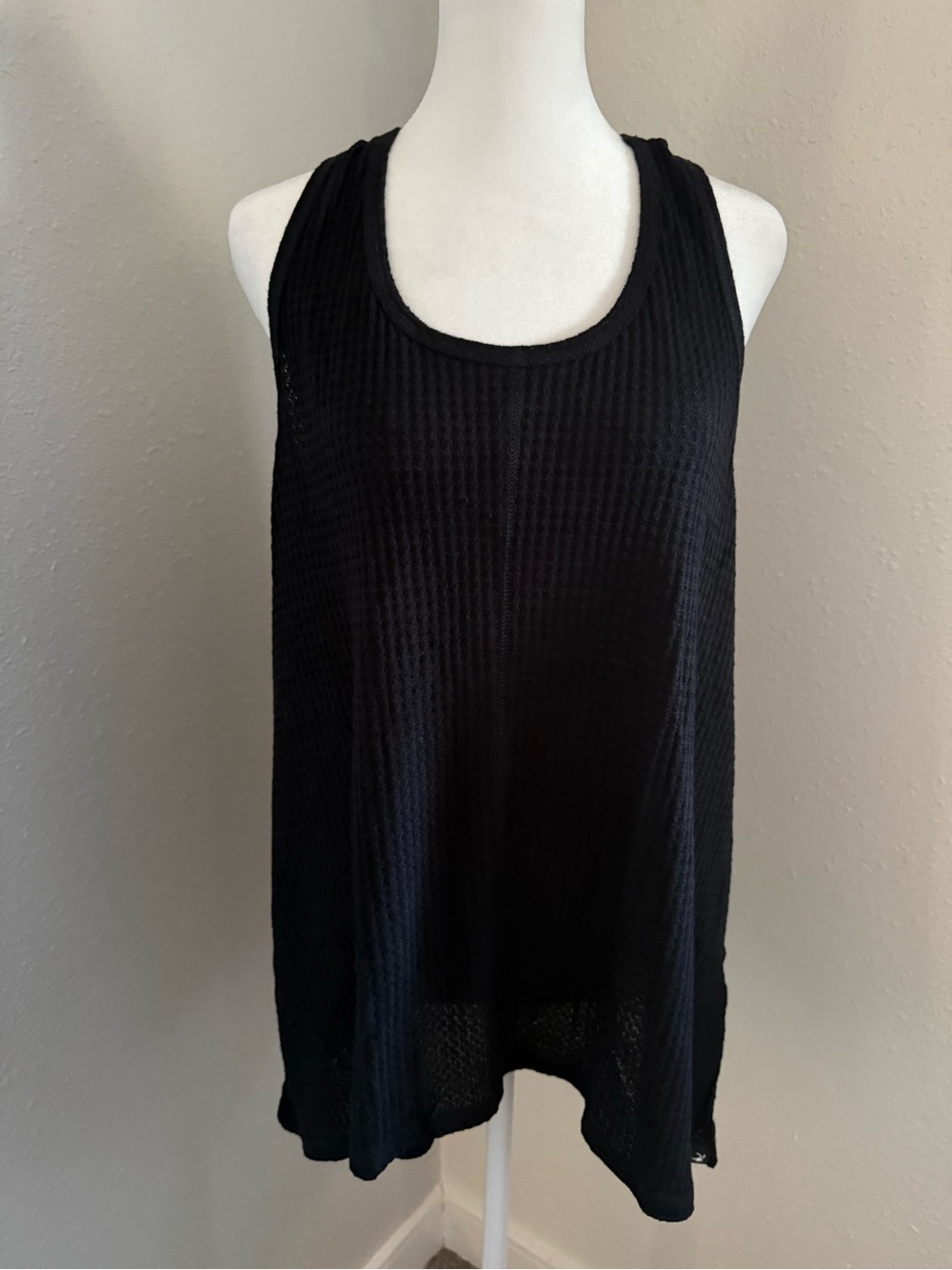 Glyder Wave Tank Black Waffle Knit Racerback Active Top Large New